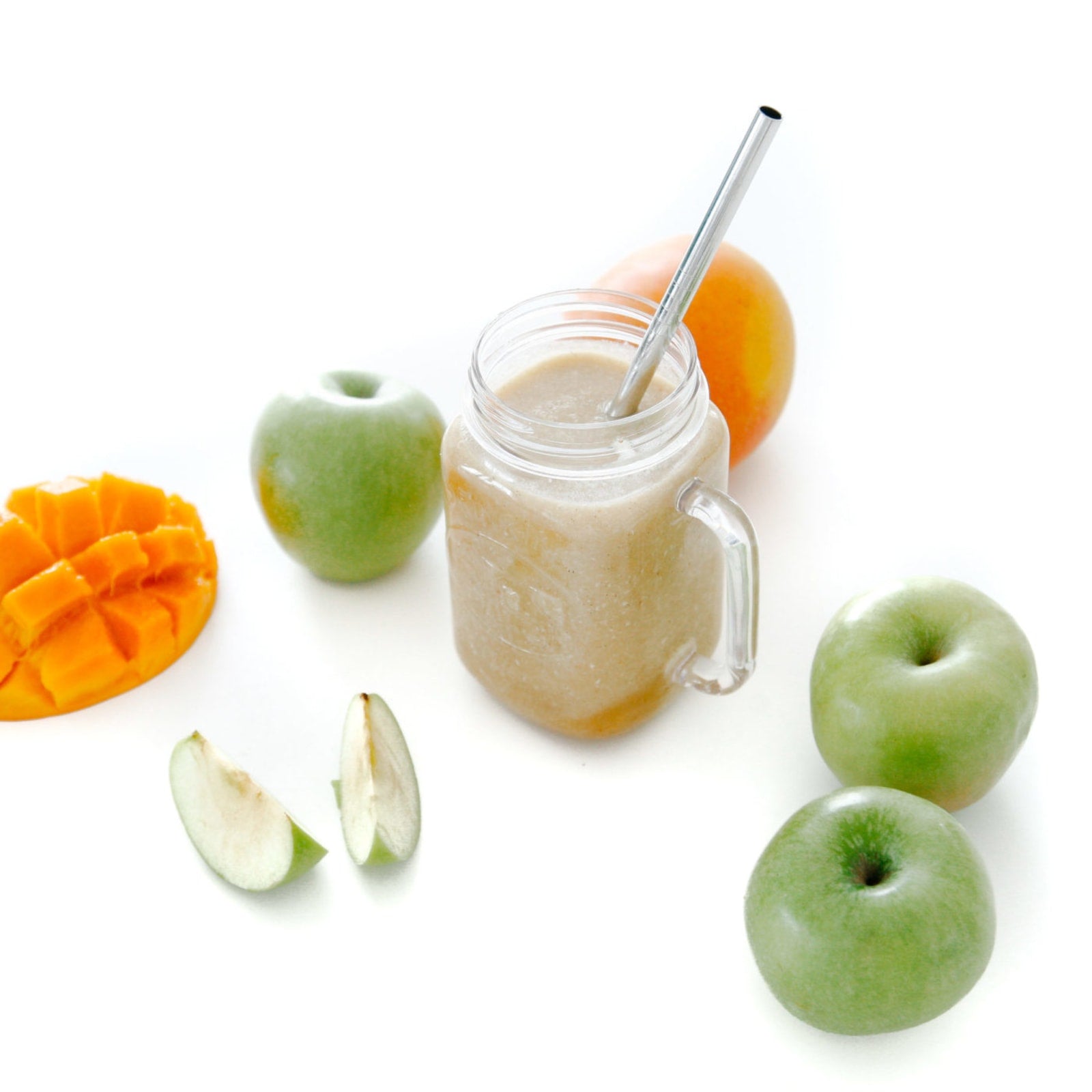 Apple, Pear & Turmeric Super Smoothies