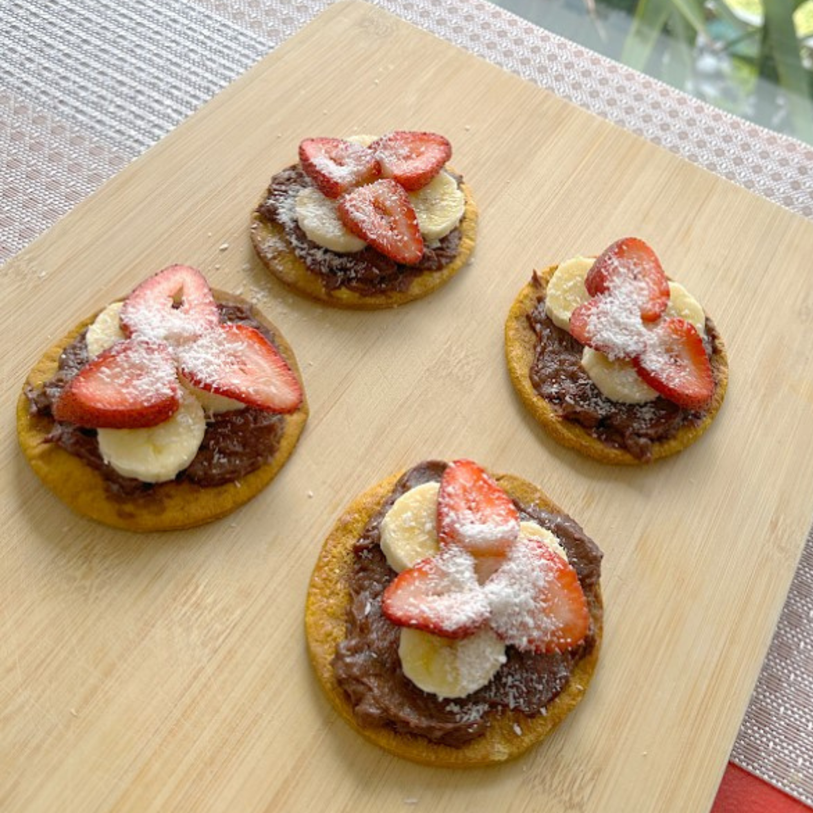 Healthy Chocolate Pizzas