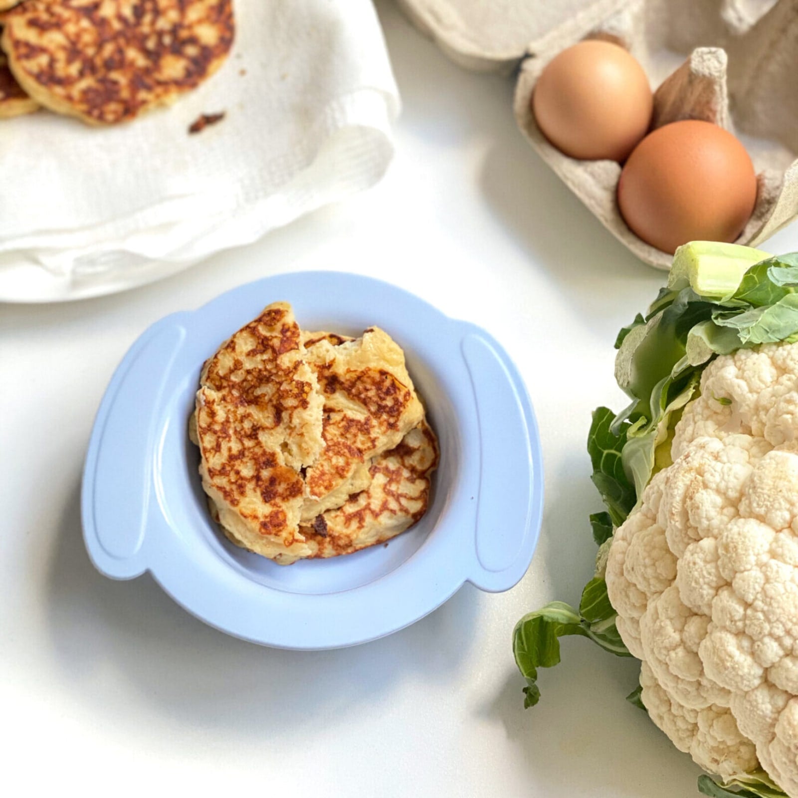 Cheesy Cauliflower Fritters